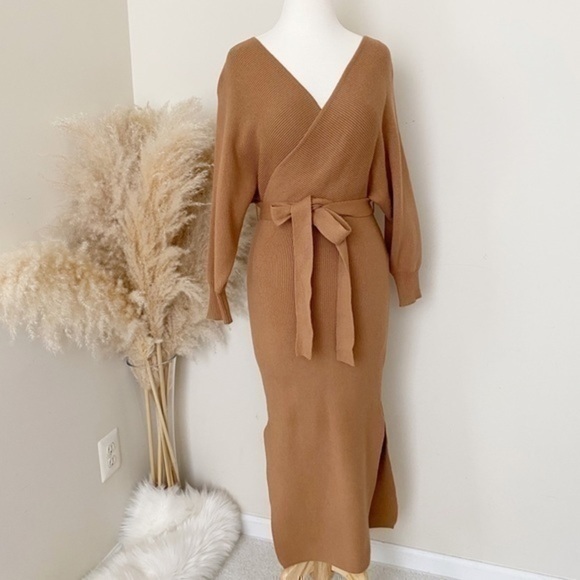 Cozy tan knit sweater midi dress with belt - Picture 12 of 13